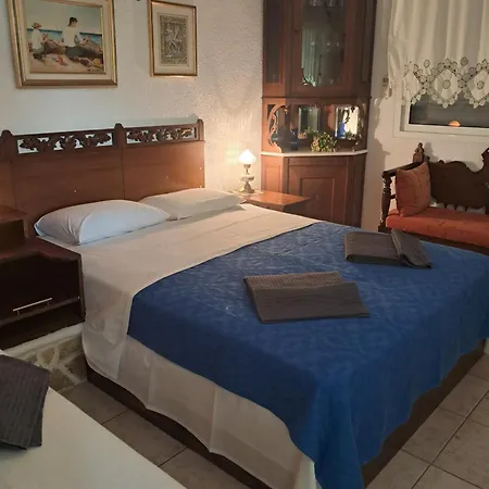 Amalia's House Дом отдыха Ханиоти