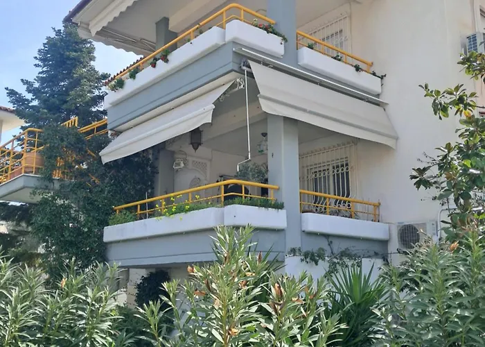 Amalia's House * Chaniotis